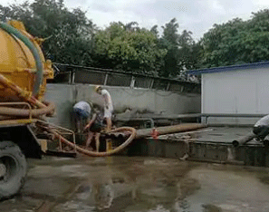 中站抽化粪池自动清理的方法